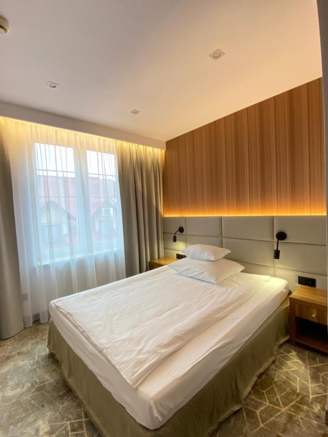 Tomaszów Lubelski Hotel Antoni מראה חיצוני תמונה