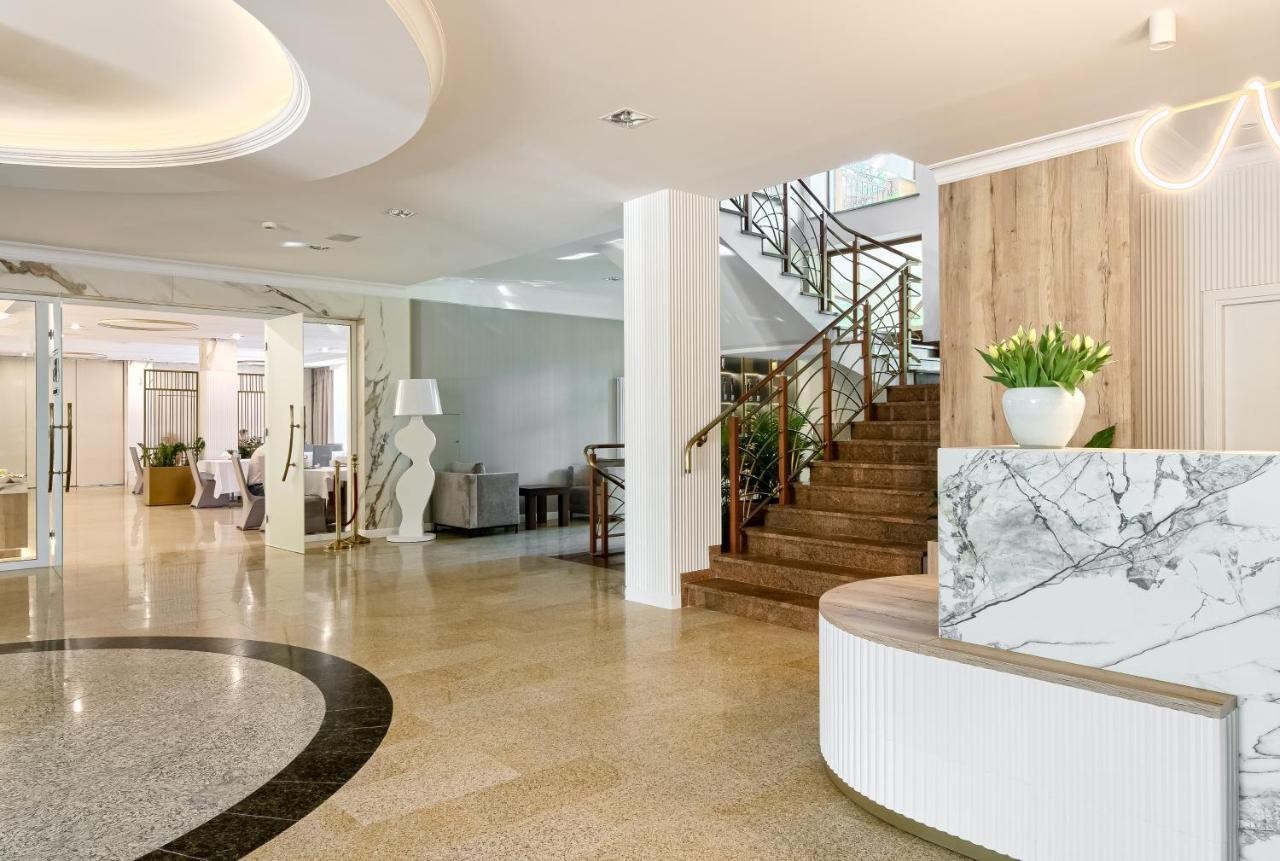 Tomaszów Lubelski Hotel Antoni מראה חיצוני תמונה