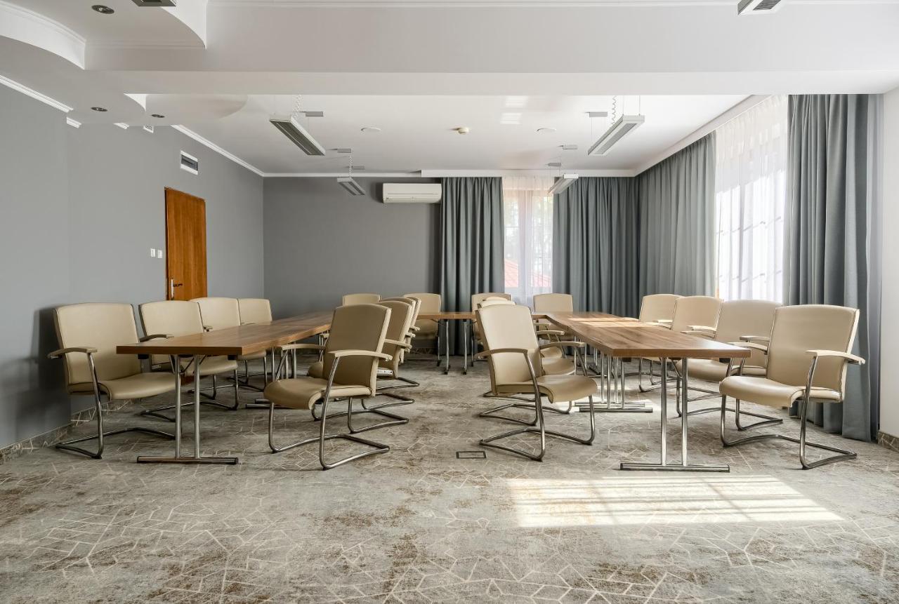 Tomaszów Lubelski Hotel Antoni מראה חיצוני תמונה