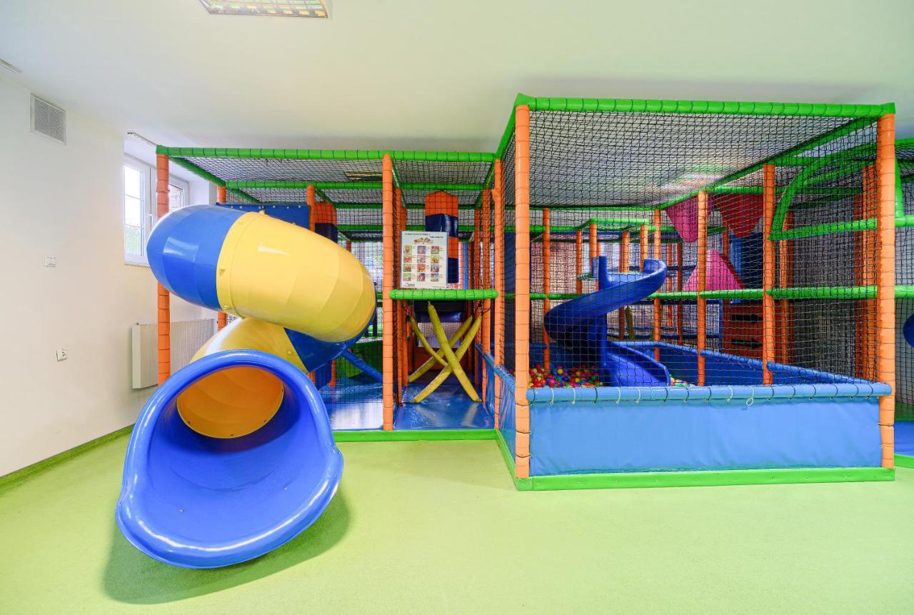 Tomaszów Lubelski Hotel Antoni מראה חיצוני תמונה